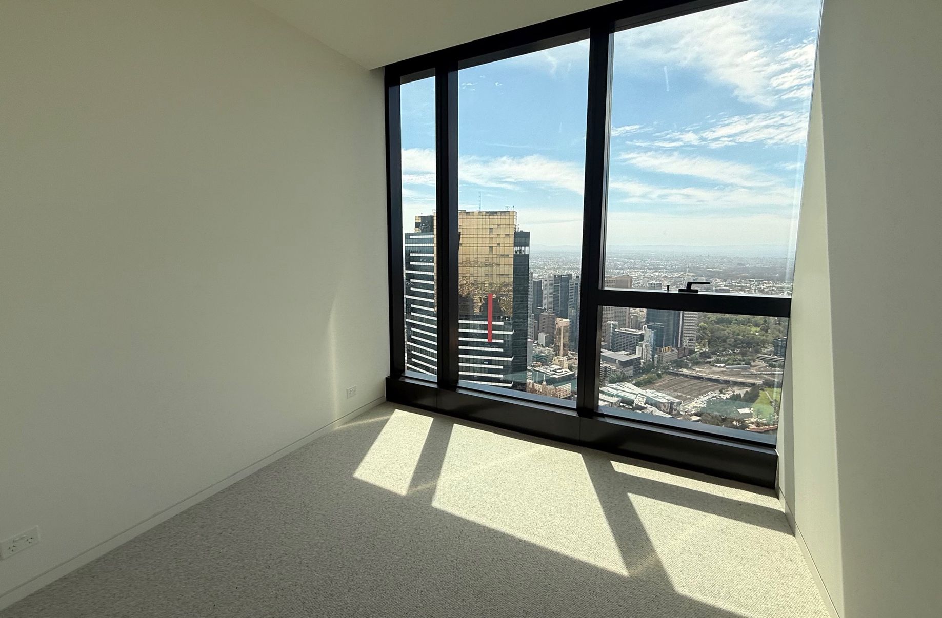 9201 / 70 Southbank Blvd, Southbank