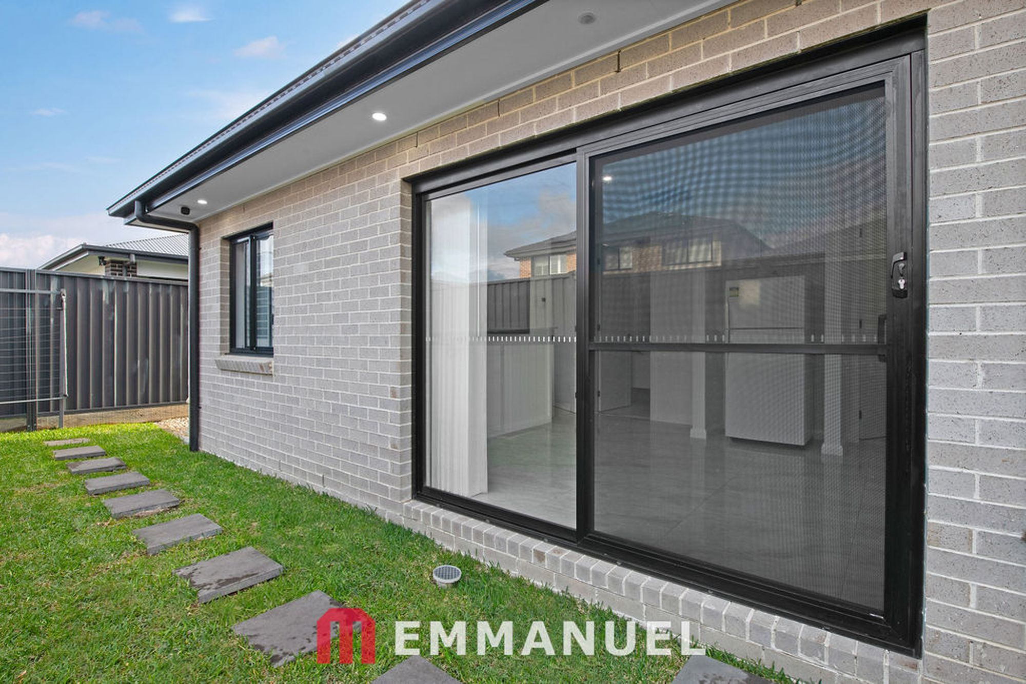 45A Glencoe Circuit, Gables