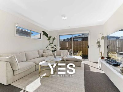 12 Pienza Road, Clyde