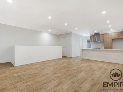 2 Gudali Walk, Clyde North