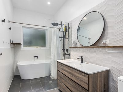 7 Loco Street, Seymour