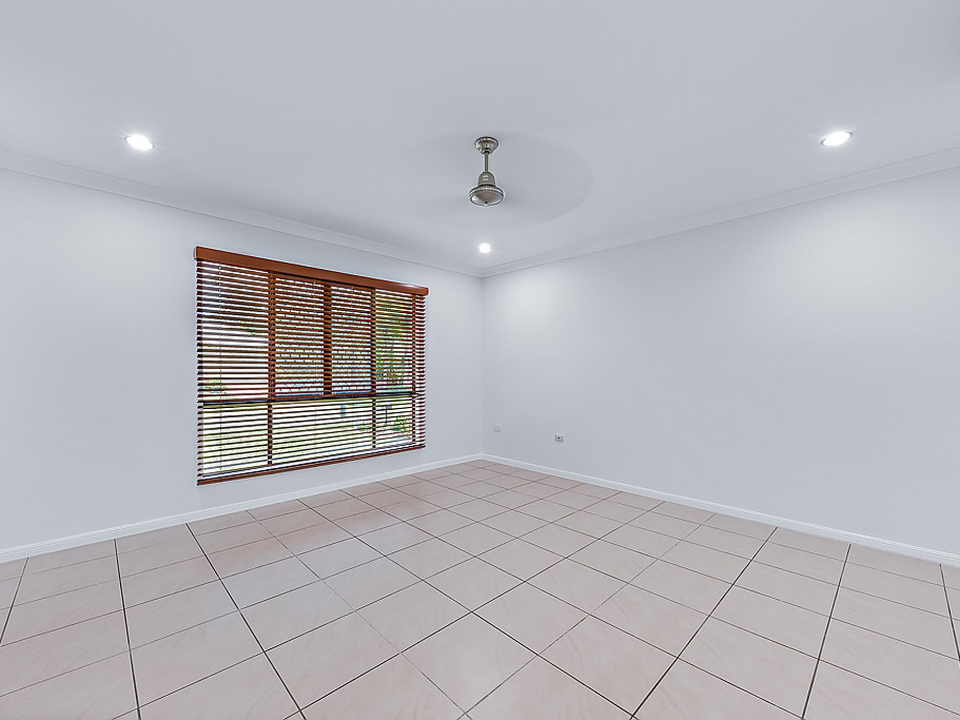 73 Abell Road, Cannonvale