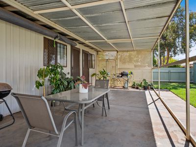 113 Varden Street, Piccadilly