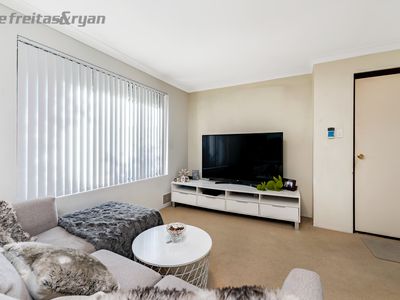 12 Tablo Court, South Lake