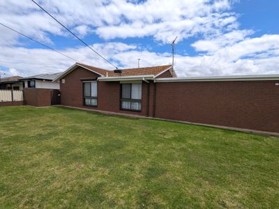 1 / 3 Coulson Place, Norlane