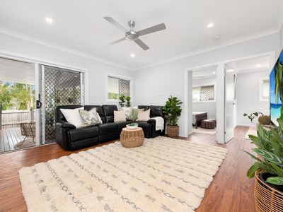 23 Akaroa Avenue, Geebung