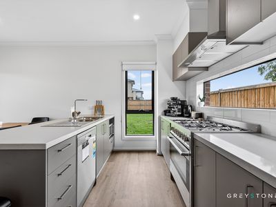 83 Merindah Boulevard, Deanside