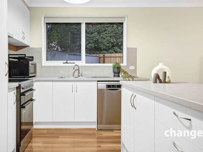17 Warren Close, Narre Warren