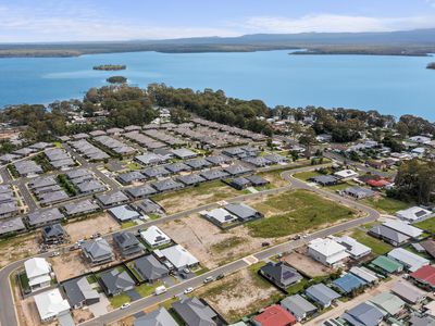 - - Patrina Circuit, St Georges Basin