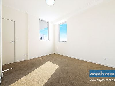 506 / 3-5 Weston Street, Rosehill