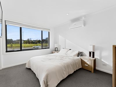 25 Mortdale Lane, Clyde North