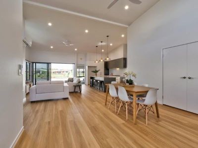 2 / 28 Earl St Vincent Circuit, Eli Waters
