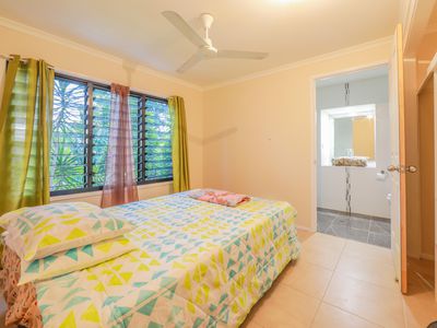 62 Country Road, Cannonvale