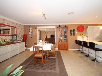 18 Vincent Crescent, Kelso