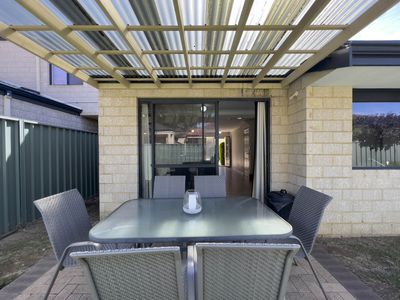2 / 12 Kimberley Street, Belmont
