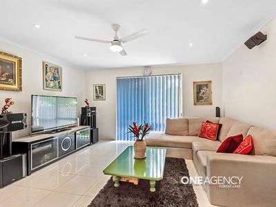 5 Stella Street, Camira