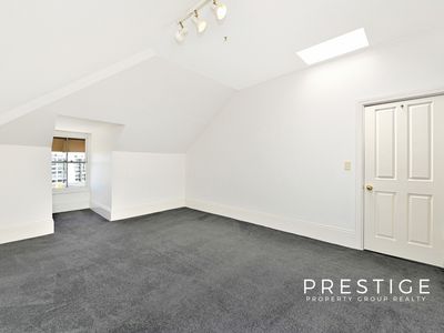 9 / 30 Forest Road, Arncliffe