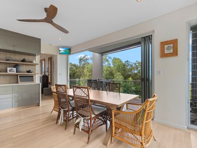 1 Stirling Drive, Castle Hill