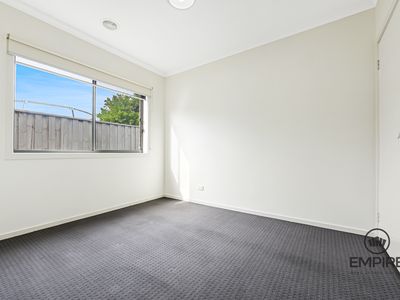 1 Bianca Crescent, Cranbourne North