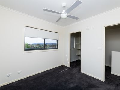 24 / 4 Ross Road, Queanbeyan
