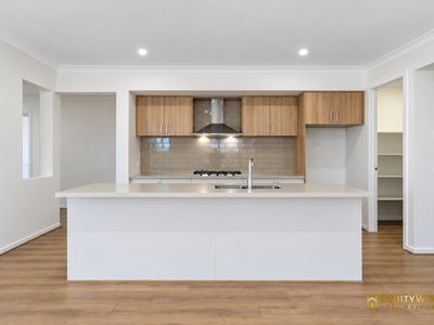 10 Prescott Road, Mambourin
