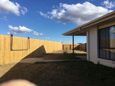 1 / 25 Myrtleford Crescent, Cambooya