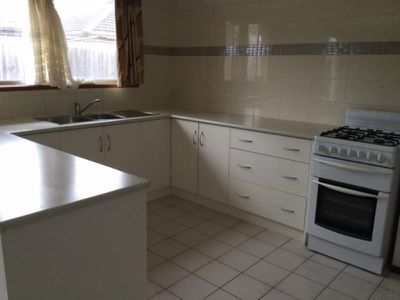 2 / 88 Warringa Crescent, Hoppers Crossing