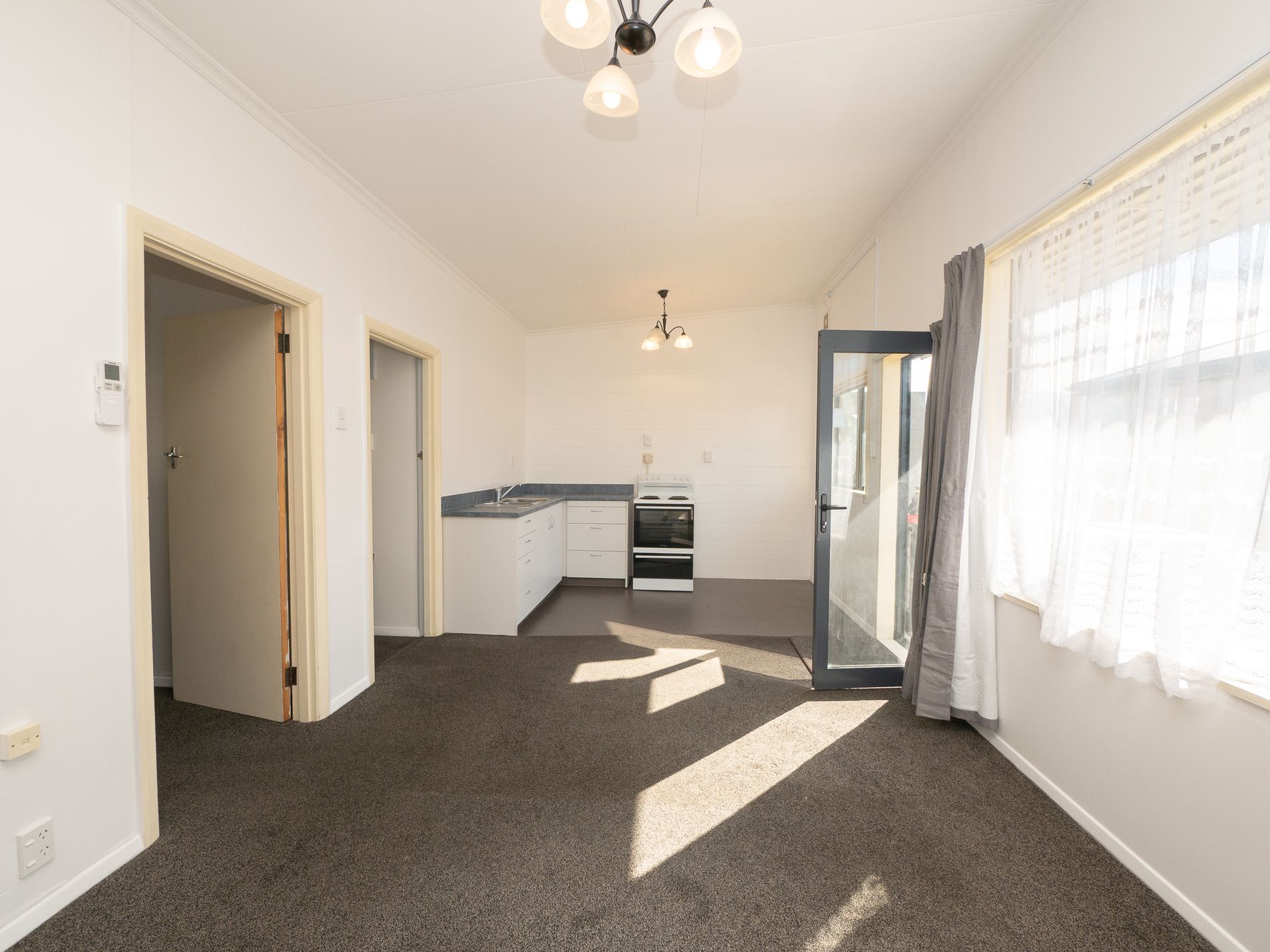 C / 28 Hargest Crescent, St Kilda
