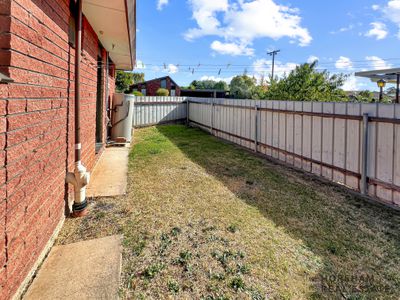 1 / 25 Carter Street, Horsham