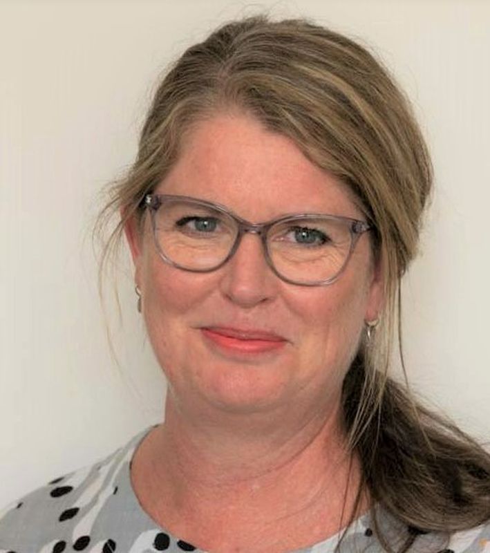 Yvette Hill