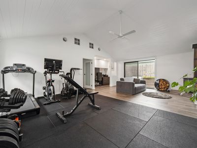 28 Graf Road, Somerville