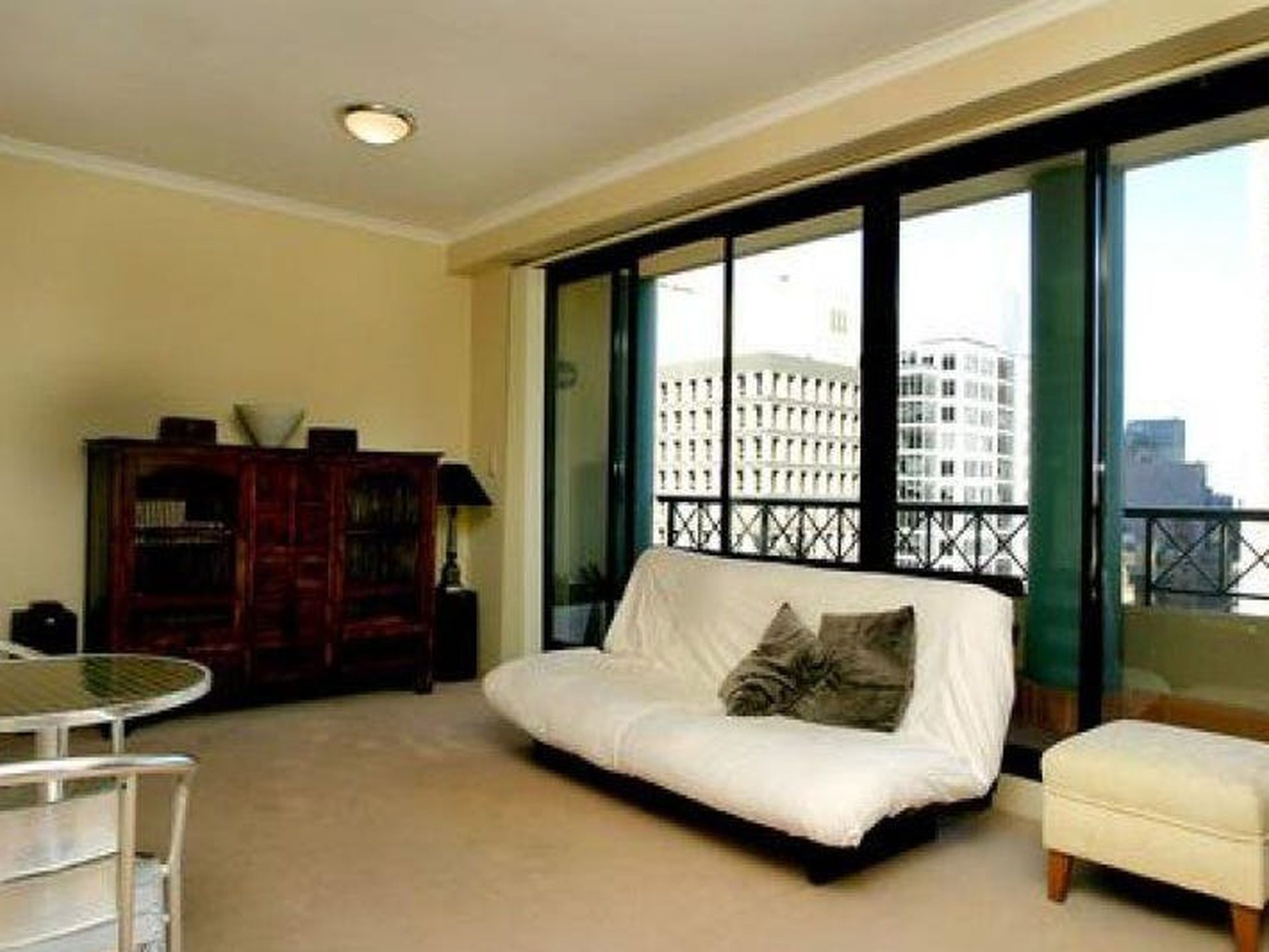 2403 / 1 Hosking Place, Sydney