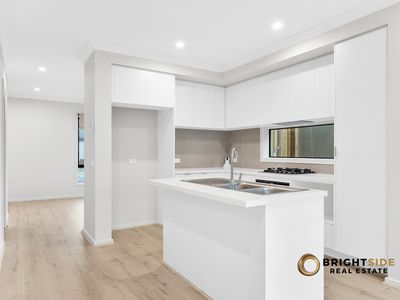 7 Guisard Way, Clyde North