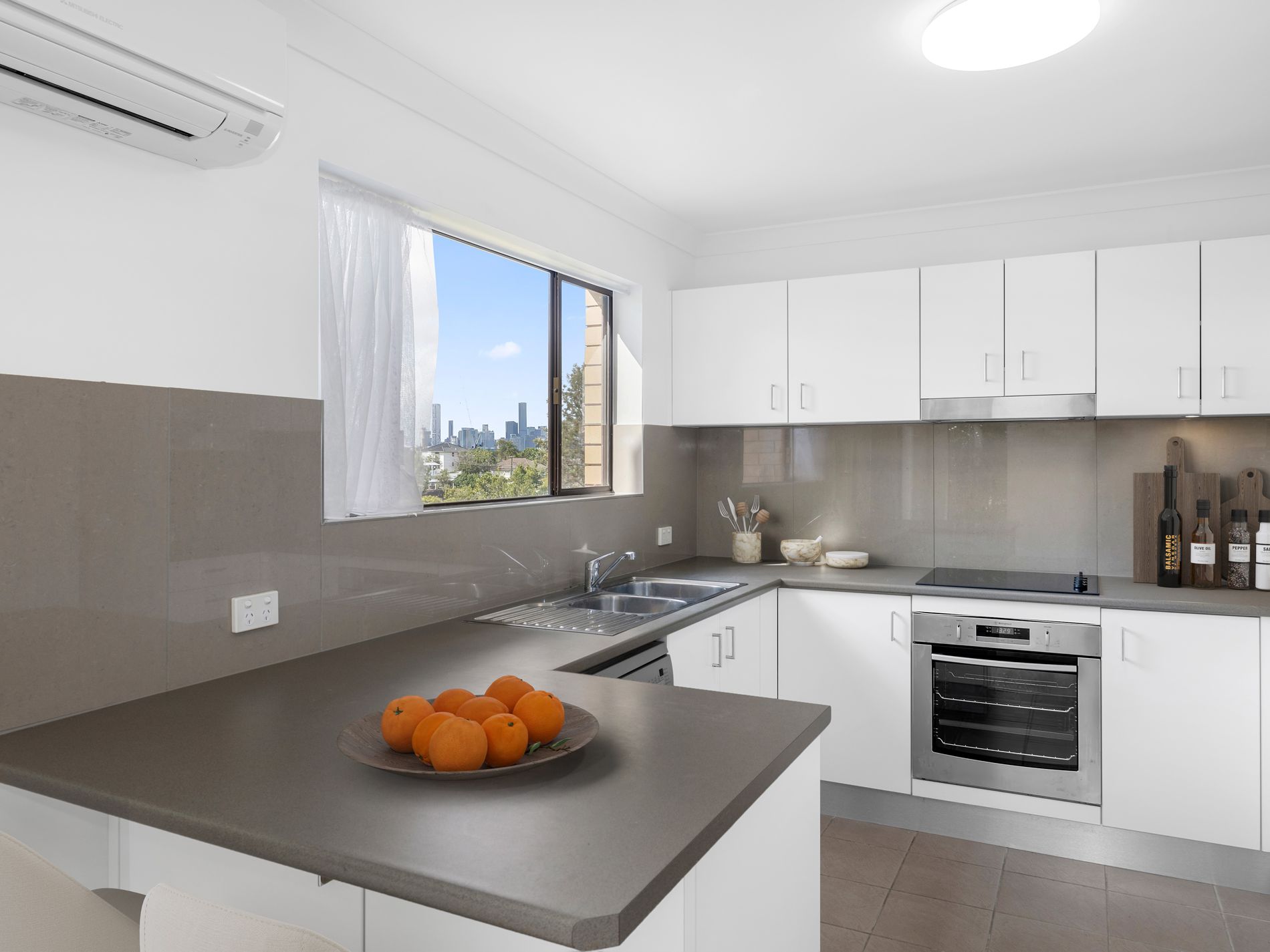 8 / 115 Sherwood Road, Toowong
