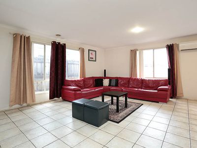 27 Retford Close, Werribee