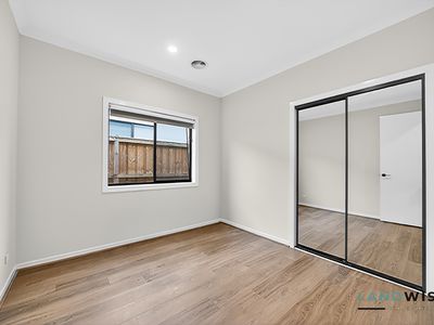 55 Shelterbelt avenue , Weir Views