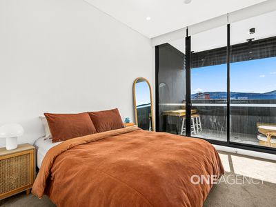 1001 / 15 Railway Parade, Wollongong
