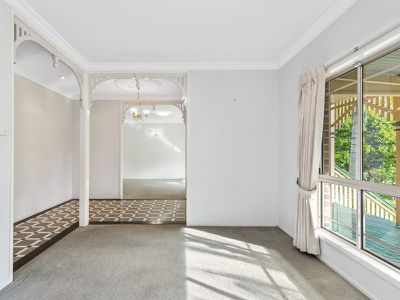 30 Glenmore Crescent, Rochedale South