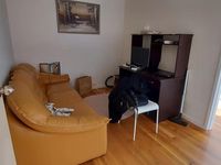 52 Lyttleton Crescent, Cook