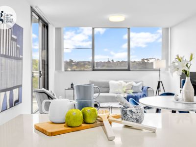 835 / 17 Chatham Road, West Ryde