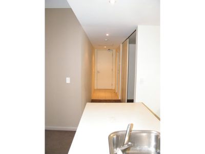 807 / 35 Shelley Street, Sydney