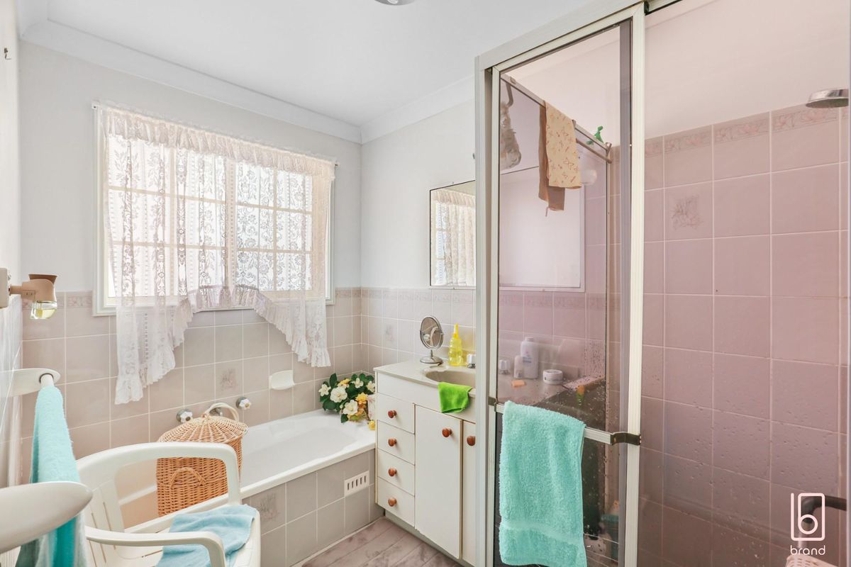 4 / 11-13 Lakeview Street, Toukley