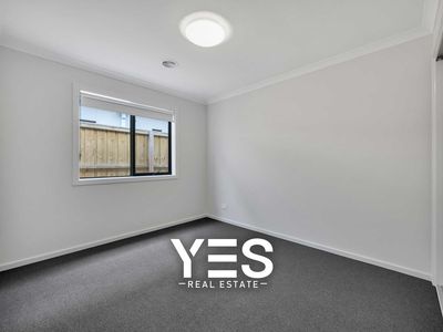 19 Danthonia Avenue, Point Cook