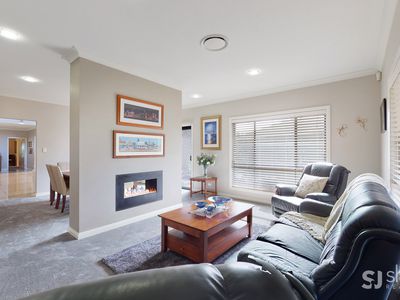 7 Cascade Court, Dubbo
