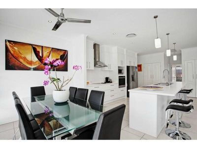 4 Hovea Place, Tewantin