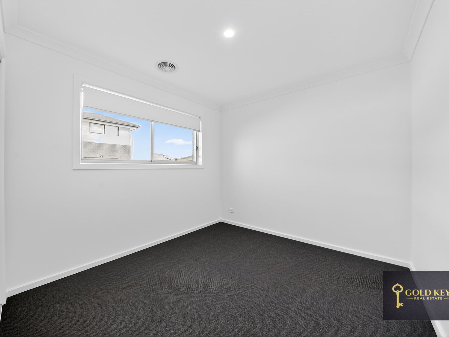 27 Comb Street, Manor Lakes