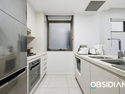 127 / 28 Ferntree Place , Epping