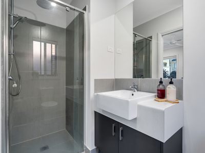 11 Hythe Place, Mickleham