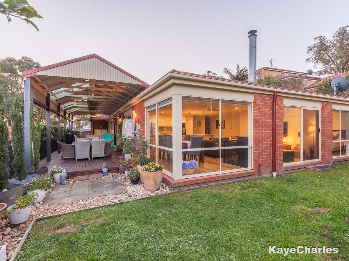 6 Mountain View Circuit, Beaconsfield