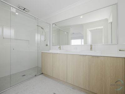 55 Torrenova Way, Sinagra
